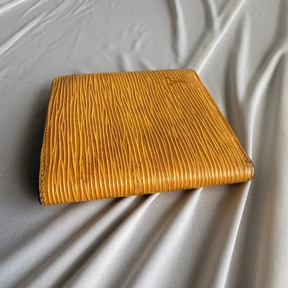 Louis Vuitton Marco Bifold Wallet - Tassil Yellow Epi Leather